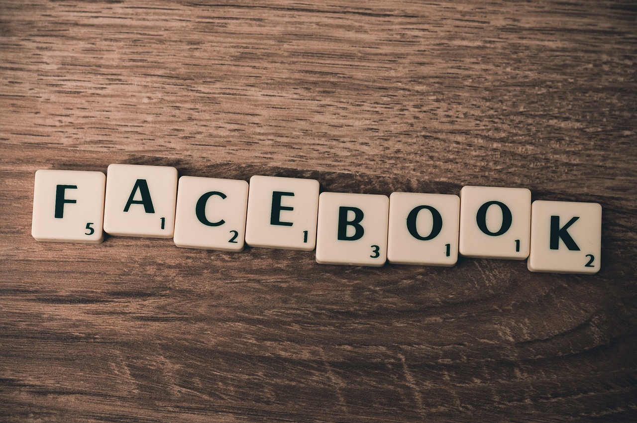 author marketing social books